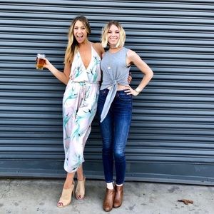 SOLD • ASTR gray crop-top